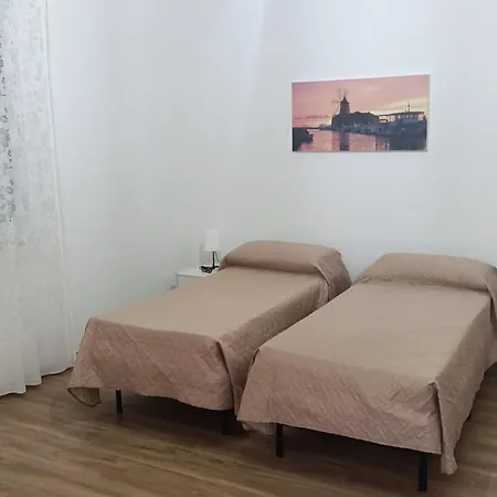 بيت للعطل Scirocco E Maestrale بتروسينو